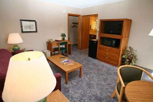 6-madras, Or 3*